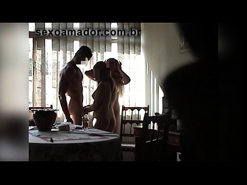 ❤️ Seksvriende nooi 'n reuse man en 'n drietal saam met hom ☑ Porno by porn af.teatroporno.ru ❌️❤
